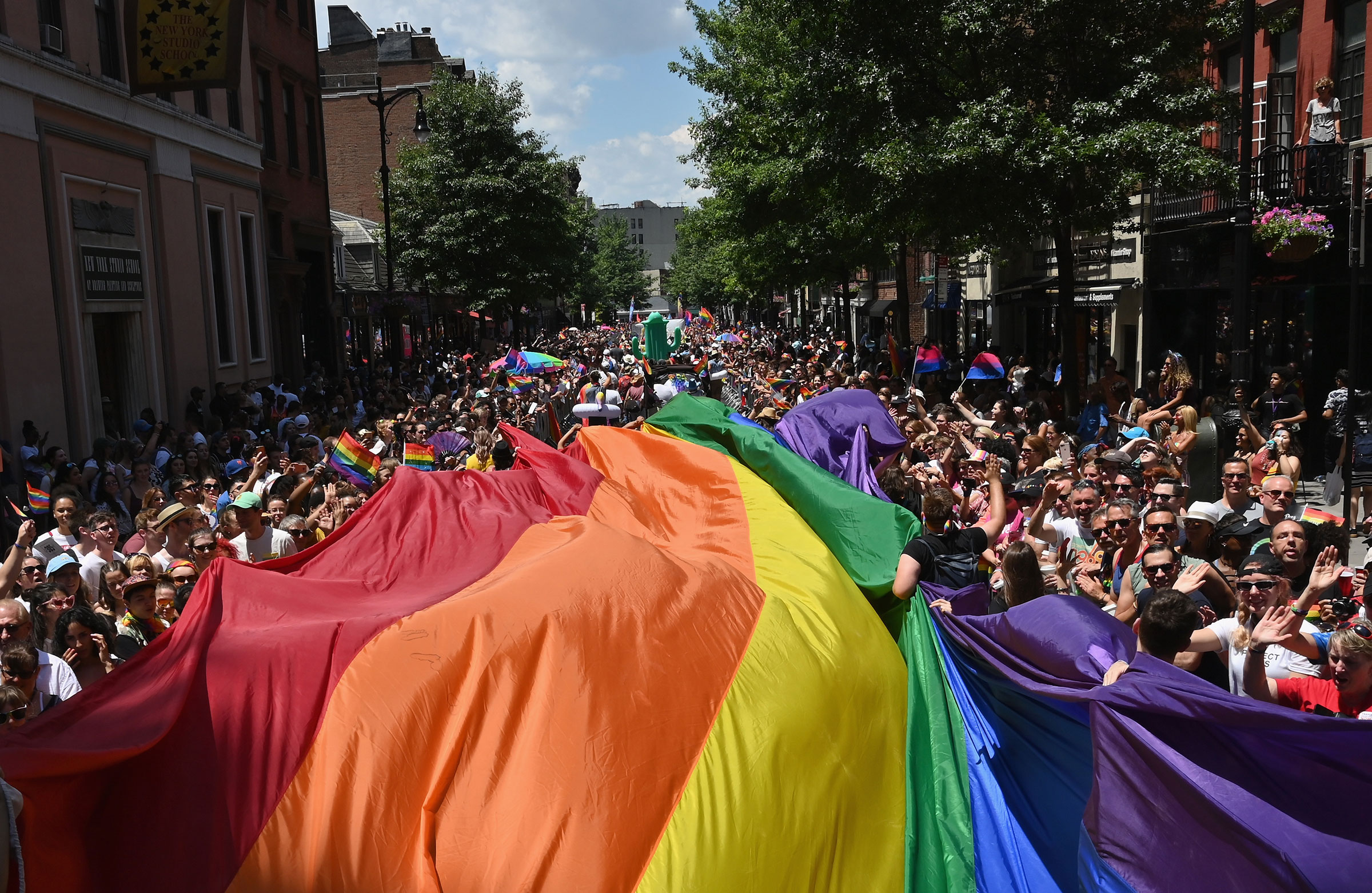 Stream nyc gay pride parade