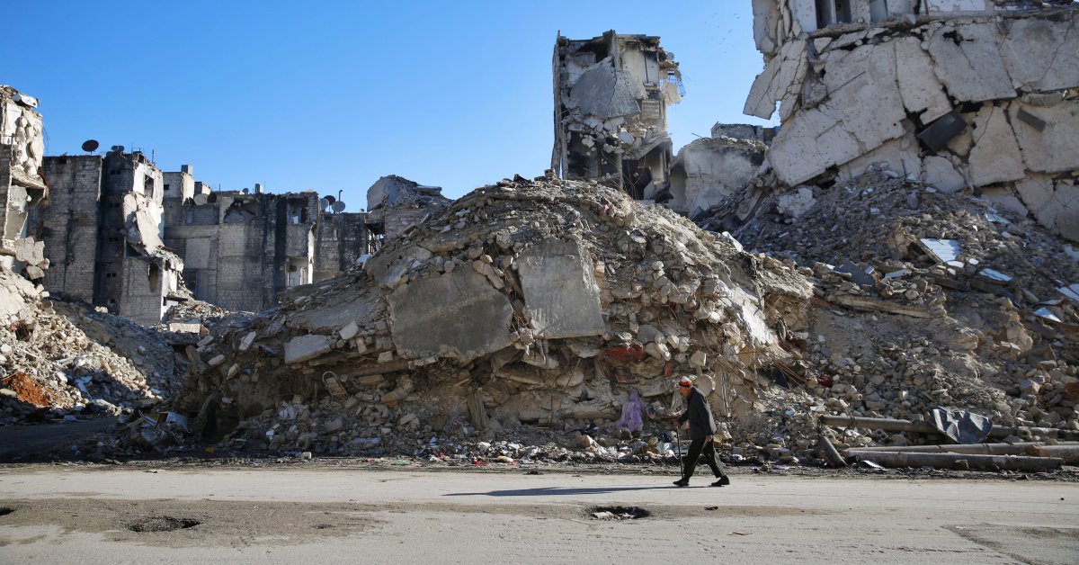 Надвигающиеся санкции США встряхивают Сирию, экономический спад ускоряет thumbnail