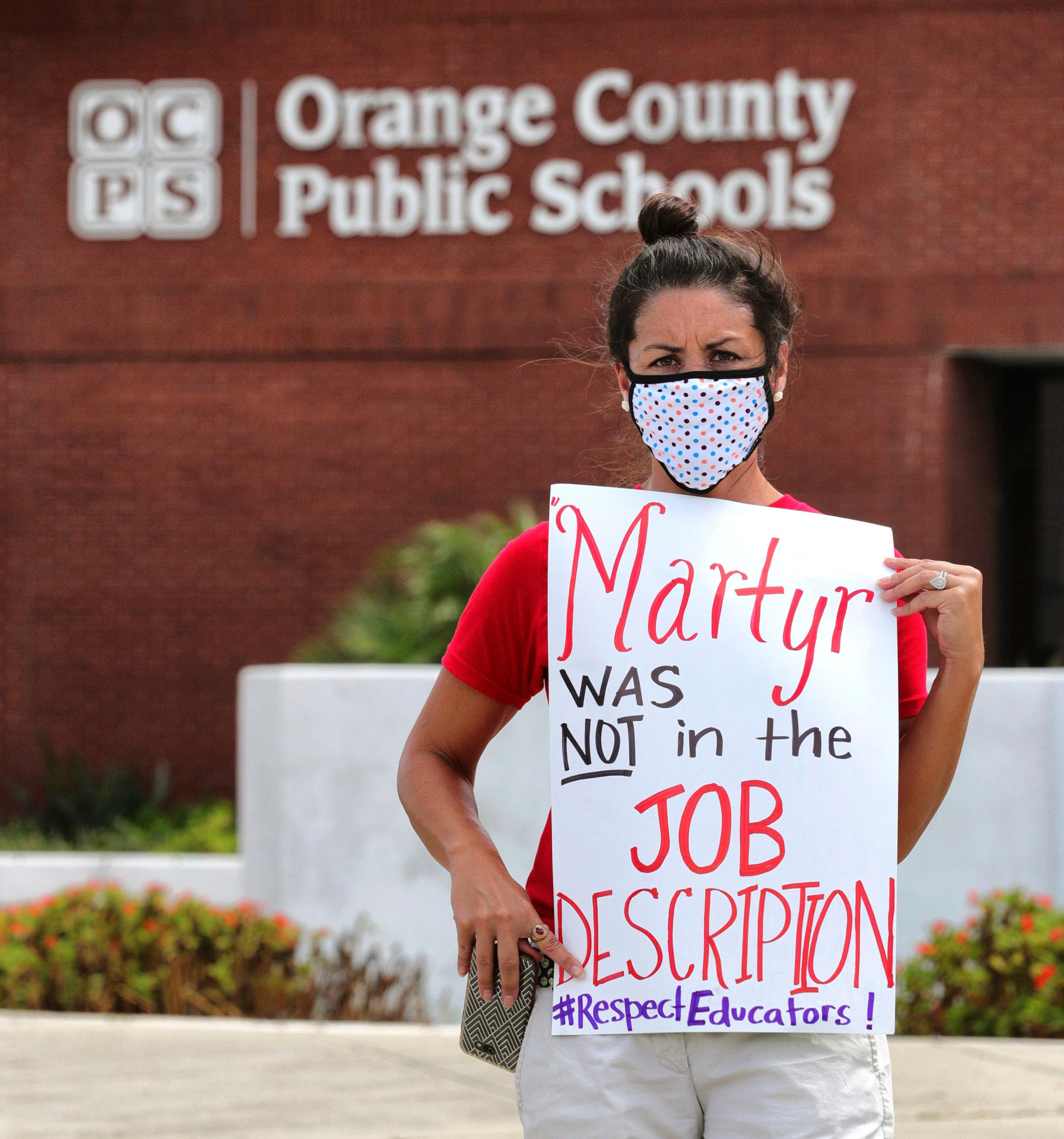 Teachers protest school reopening in Florida