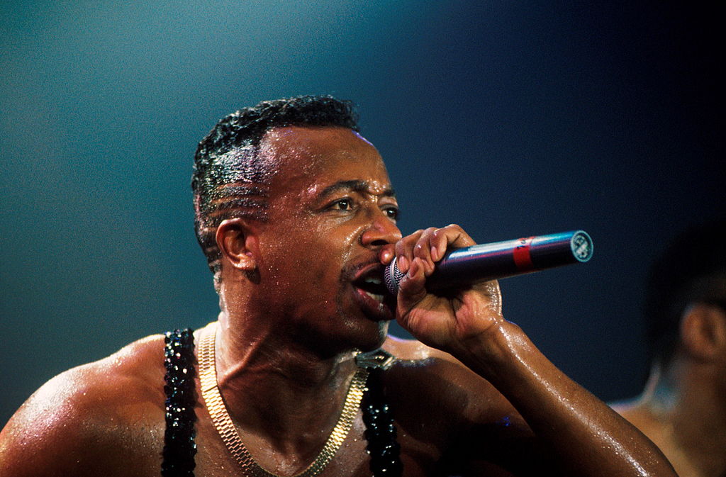 MC Hammer performs on stage in London, 1990. (Michael Putland—Getty Images)
