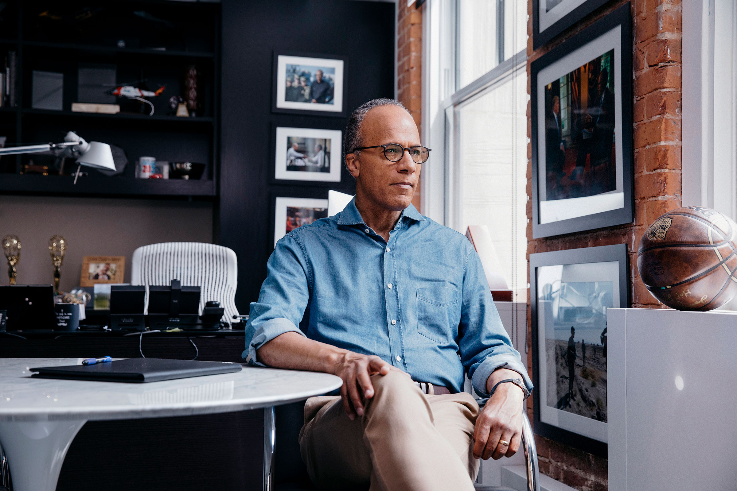 Lester Holt, journalist and news anchor for the weekday edition of NBC Nightly News and Dateline NBC, in his office. (Celeste Sloman—The Washington Post/Getty Images)