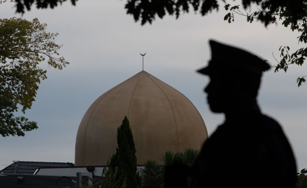 «Еще многое предстоит сделать». После вынесения приговора стрелку из Крайстчерча лидер мусульман Новой Зеландии призывает к реформам thumbnail