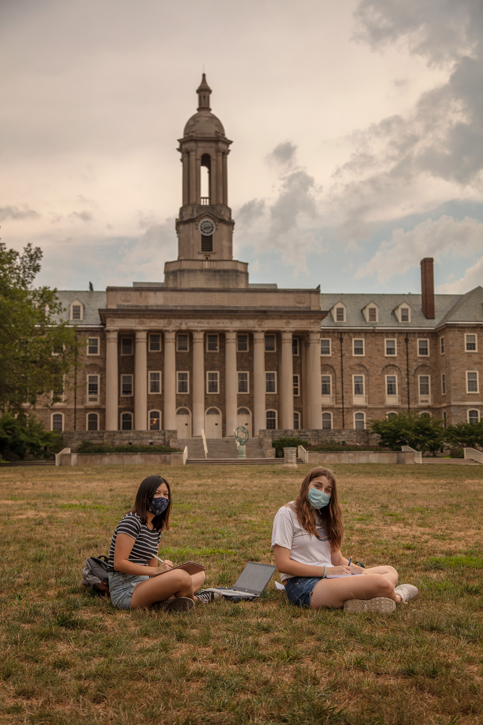 As Colleges Open During a Pandemic, Student Life Remains Closed