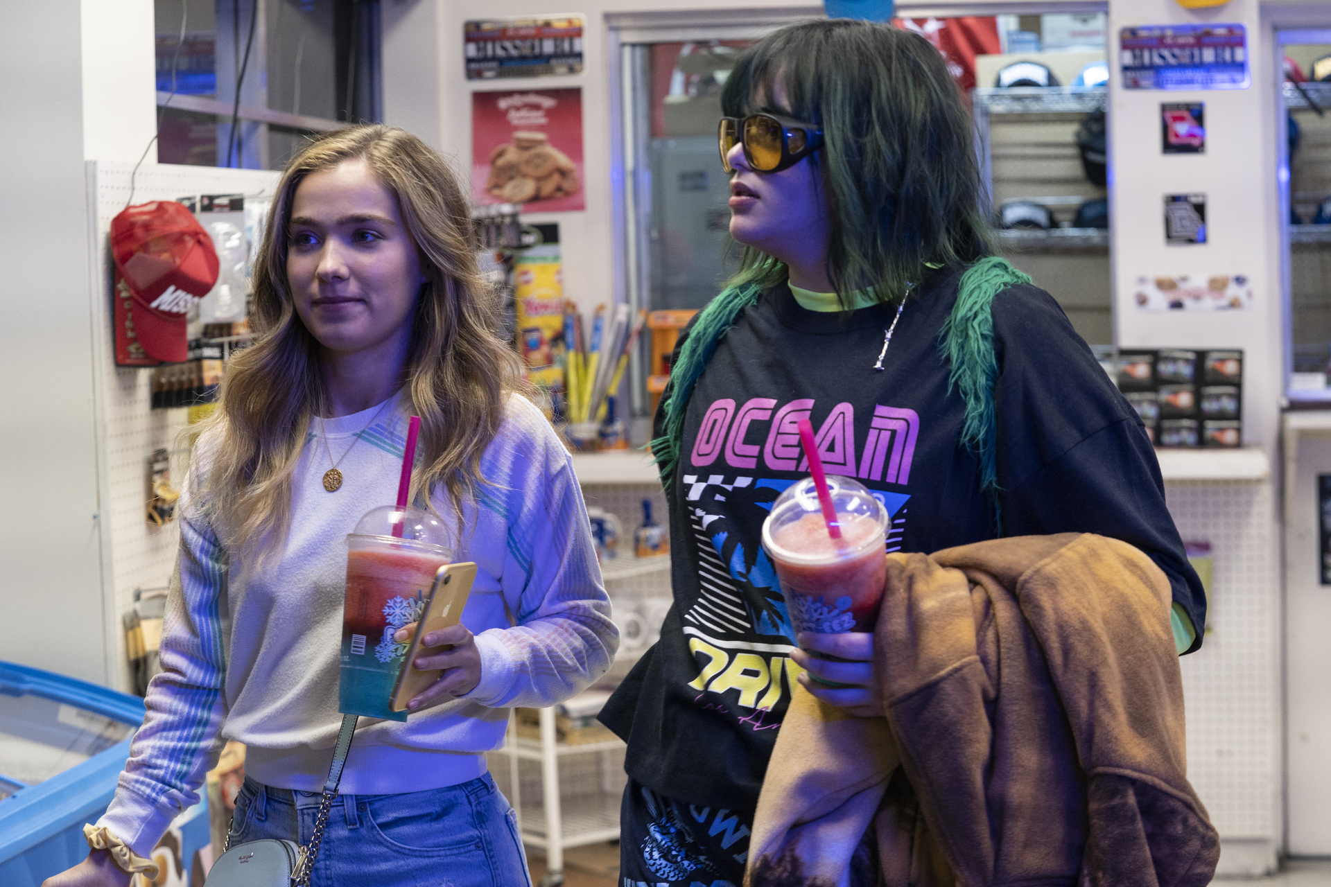 Haley Lu Richardson and Barbie Ferreira journey across state lines for an abortion in 'Unpregnant'