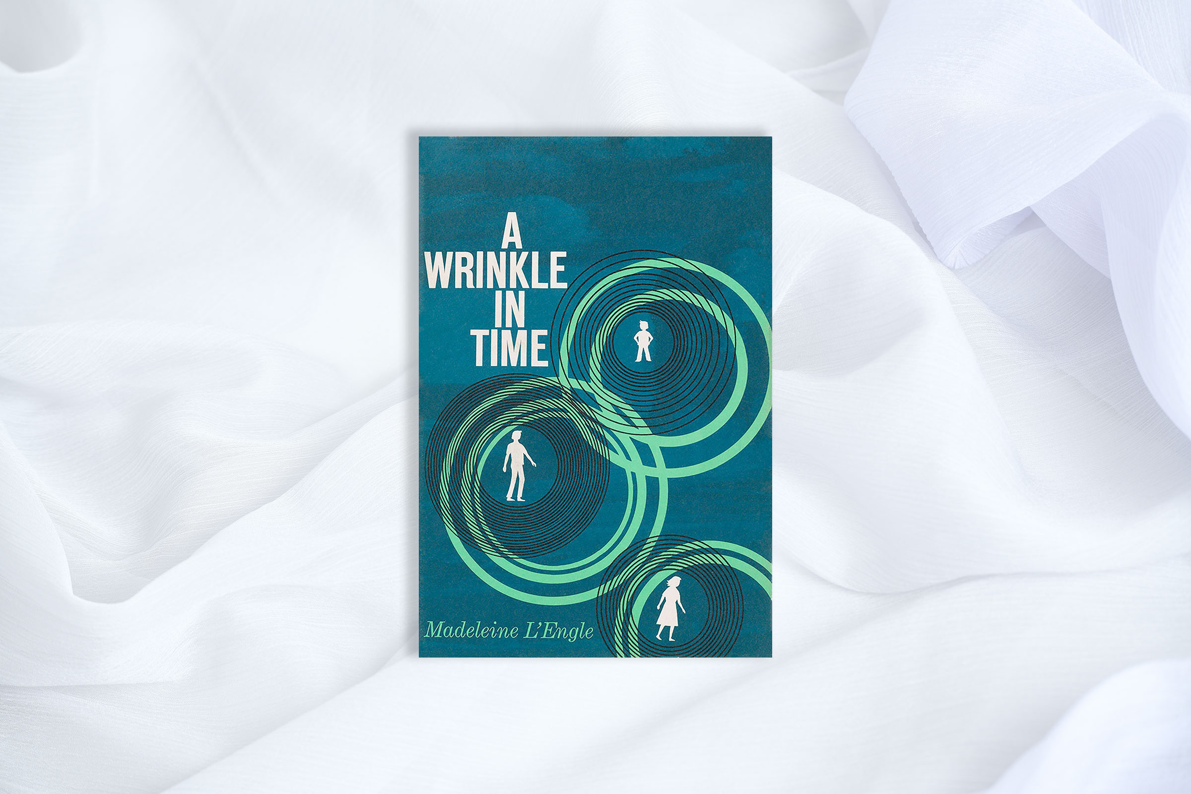100 Best Fantasy Books: A Wrinkle in Time Madeleine LEngle