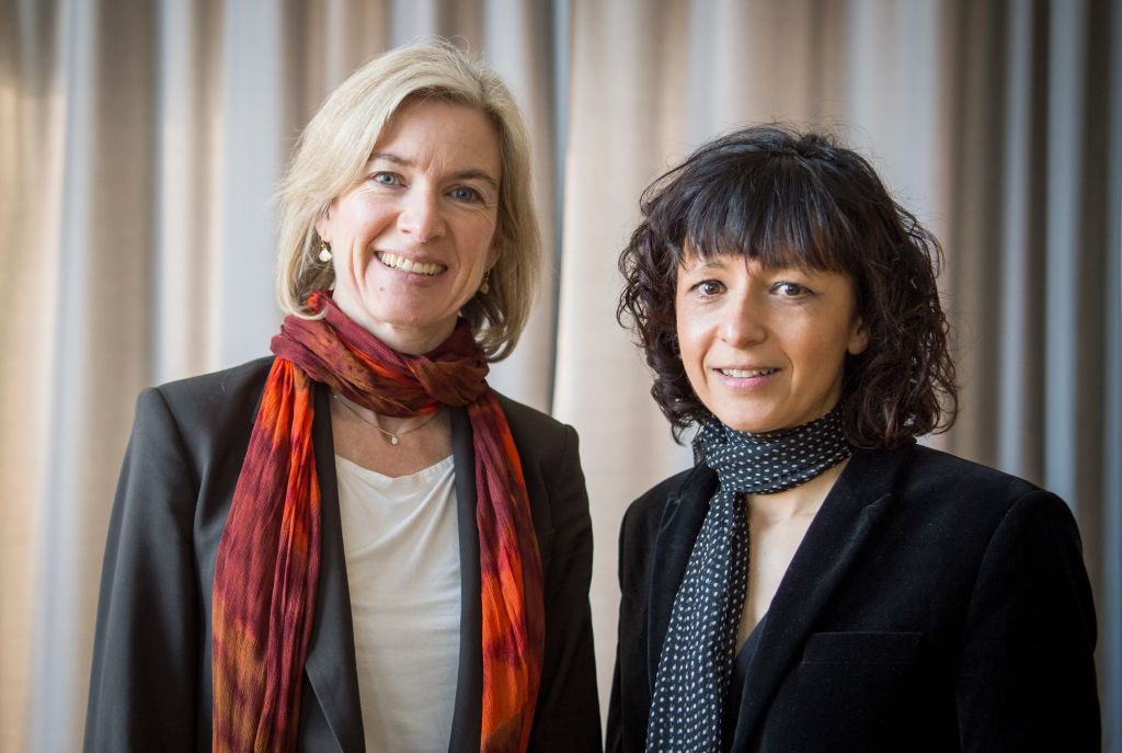 Jennifer A. Doudna (left) and Emmanuelle Charpentier, shown in 2016. The two scientists were awarded the Nobel Prize for Chemistry 2020. (Alexander Heinl—picture alliance/Getty Images)