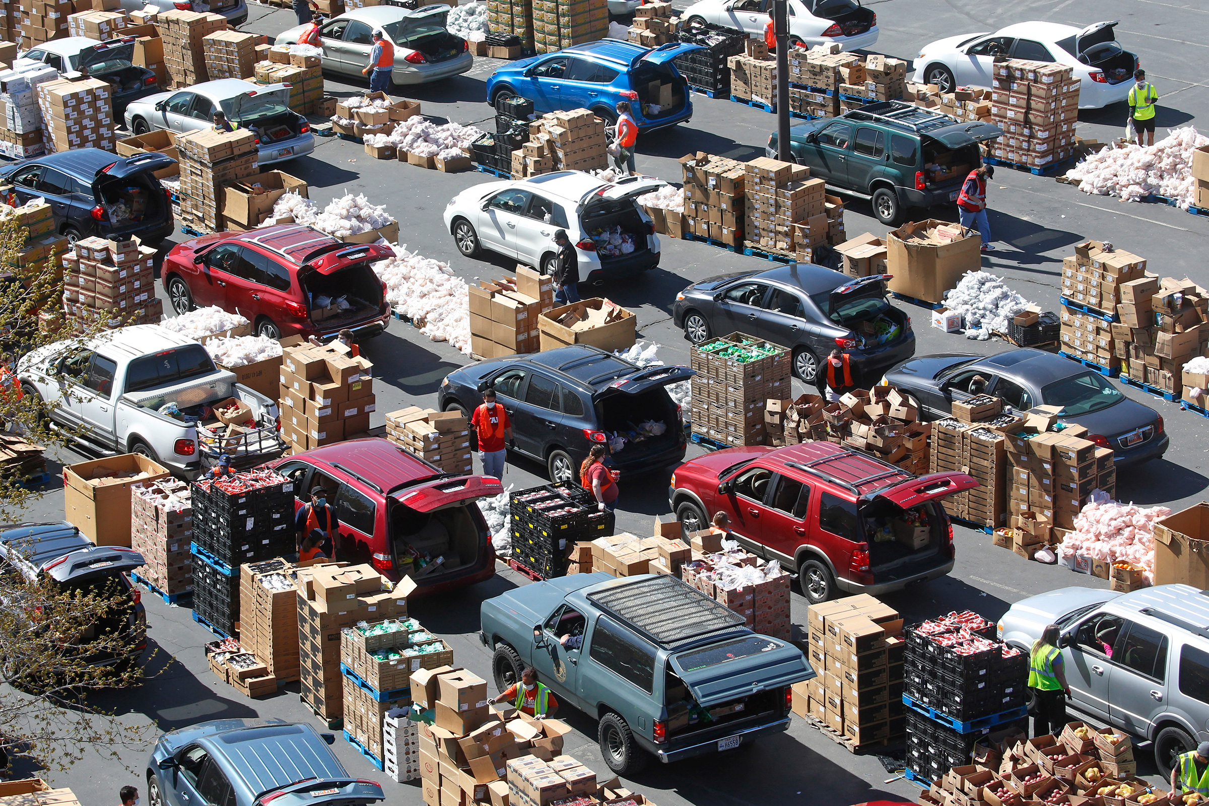 Cars line up at the Utah Food Bank's mobile food pantry in West Valley City on April 24. (Rick Bowmer—AP)