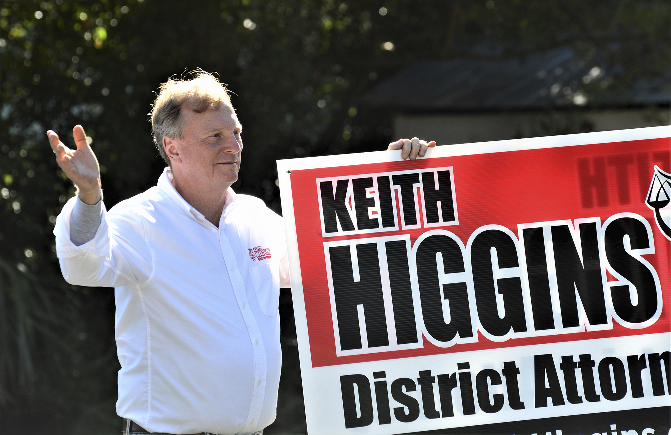 Keith Higgins campaigns on Election Day, Nov. 3, 2020, on St. Simons Island, Georgia, in his race for district attorney of Georgia’s Brunswick Judicial Circuit. (Terry Dickson—The Brunswick News/AP)