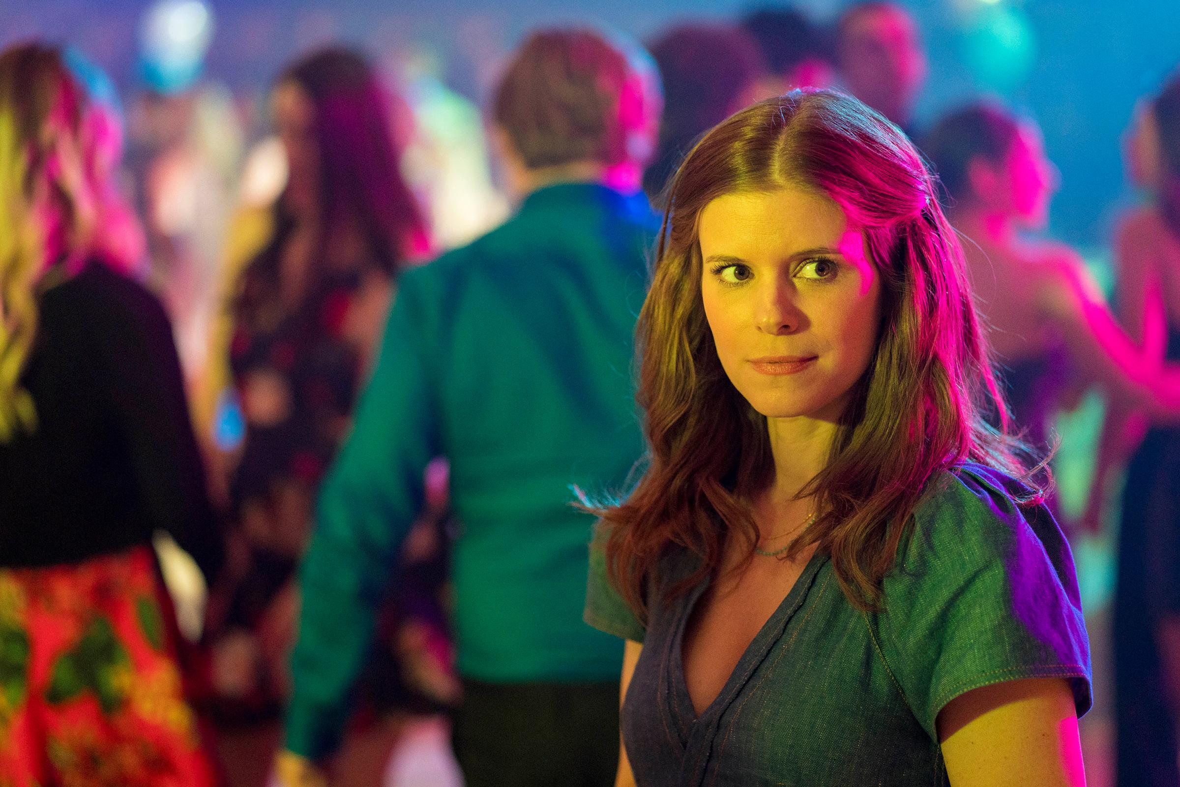 A TEACHER "Episode 3” (Airs Tuesday, November 10) - - Pictured: Kate Mara as Claire Wilson. CR: Chris Large/FX