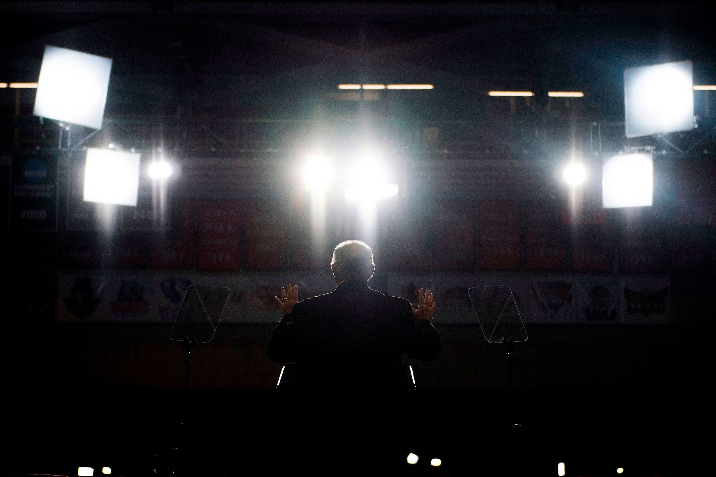 Limbaugh speaks at a Make America Great Again rally in Cape Girardeau, Mo. on Nov. 5, 2018. (Jim Watson—AFP/Getty Images)