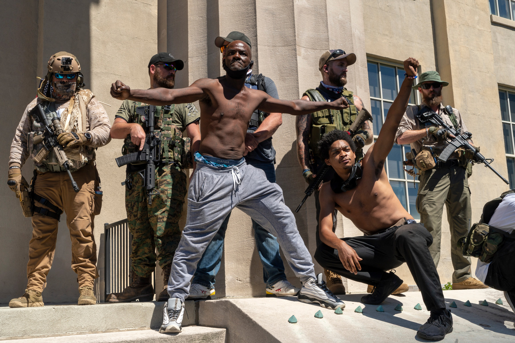 2020. Louisville, Kentucky. USA. A right wing militia gathers at Jefferson Square, the site of the Breonna Taylor memorial at Louisville.  Angry but ultimately nonviolent confrontations with BLM and NFAC ensued before the right wing militia pulled back.
