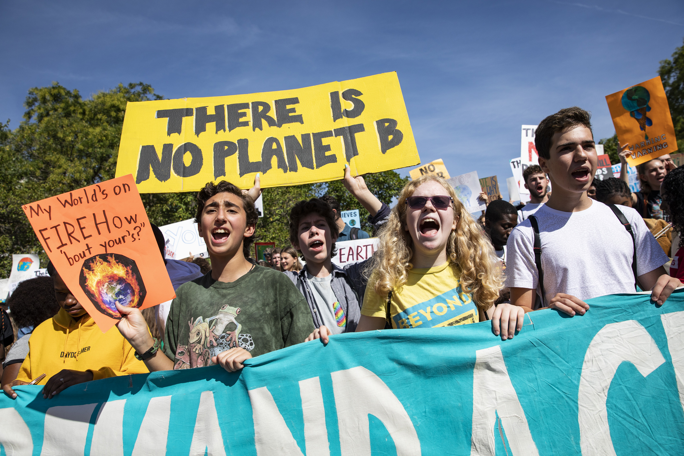 Activists gather in John Marshall Park for the Global Climate Strike protests in Washington, D.C. on Sept. 20, 2019. (Samuel Corum—Getty Images)