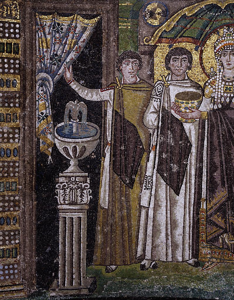 Dignitaries, detail from Theodora and her entourage, mosaic, south wall of the apse, Basilica of San Vitale (UNESCO World Heritage List, 1996), Ravenna, Emilia-Romagna. Italy, 6th century. (De Agostini via Getty Images)