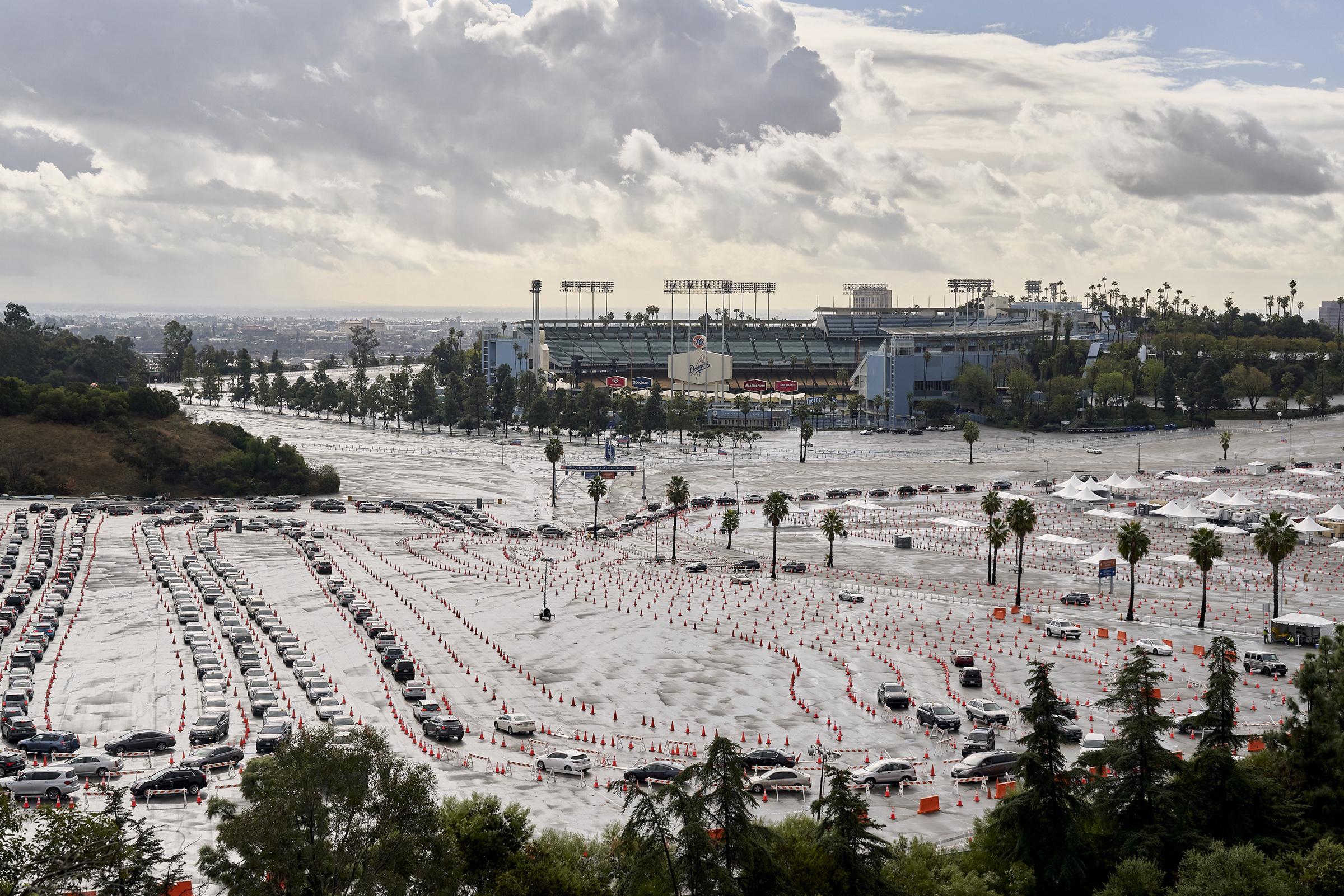 Cars lined up ata vaccination site at Dodger Stadium in Los Angeles on Jan. 29, 2021. (Philip Cheung—The New York Times/Redux)