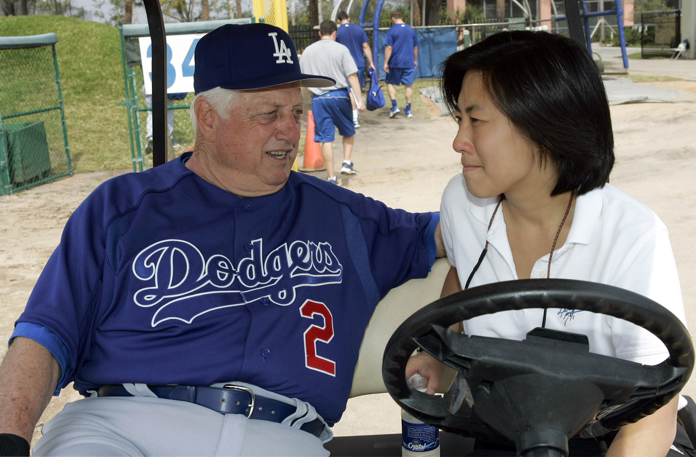 Ng with Tommy Lasorda in 2005 (Jon Soohoo—WireImage/getty images)