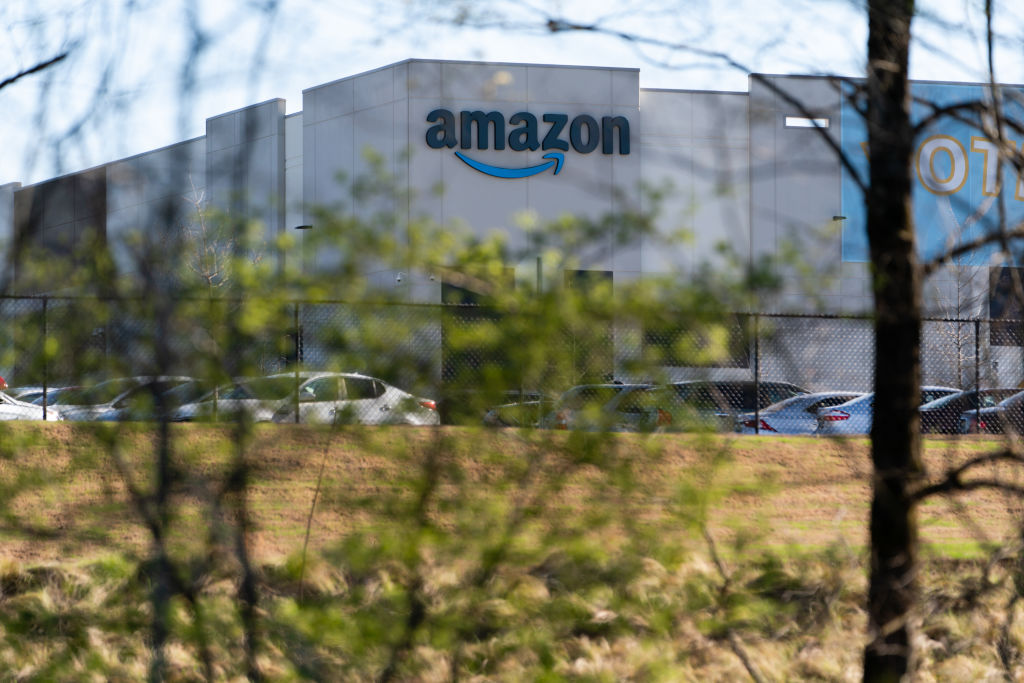 The Amazon fulfillment warehouse at the center of a unionization drive is seen on March 29, 2021 in Bessemer, Alabama. (Elijah Nouvelage/Getty Images)