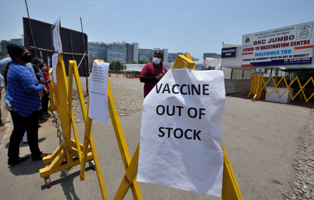 A COVID-19 vaccination center in Mumbai, India, is closed due to a shortage of vaccine on April 19, 2021 as India experiences the largest surge of the disease in the world. (Satish Bate–Hindustan Times/Getty Images)