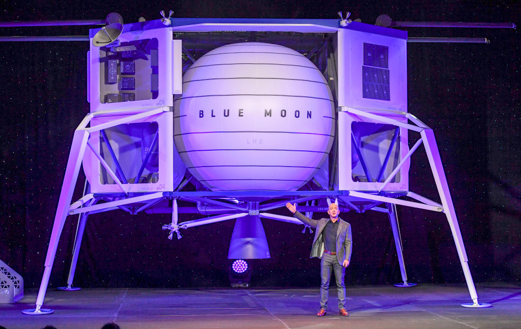 Jeff Bezos, founder of Amazon, the Washington <em>Post</em> and Blue Origin, introduces his space company's newly developed lunar lander "Blue Moon." (Jonathan Newton–The Washington Post/Getty Images)