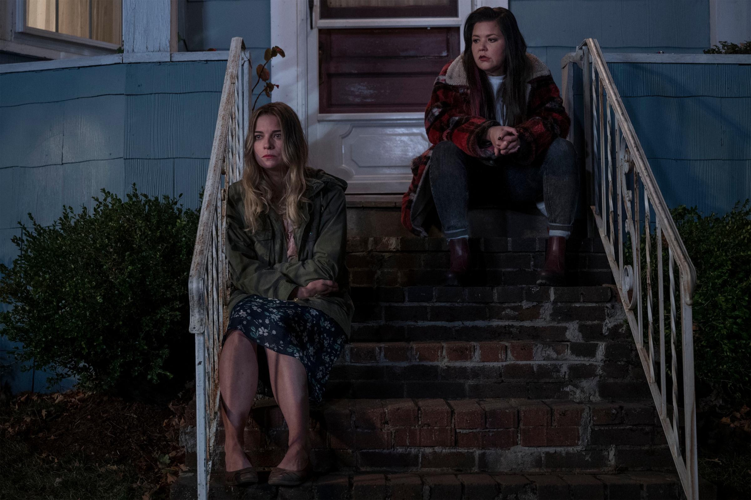 Annie Murphy as Allison, Mary Hollis Inboden as Patty - Kevin Can F*** Himself _ Season 1 - Photo Credit: Jojo Whilden/AMC