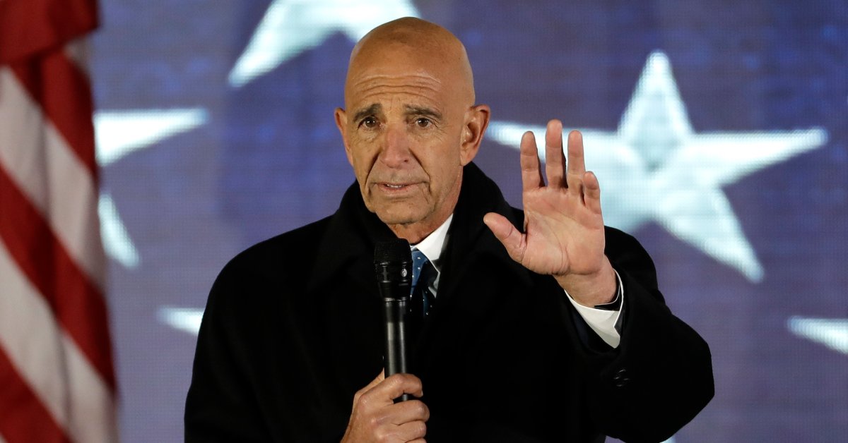 Trump Powerbroker Tom Barrack Charged With Acting as Agent of the UAE
