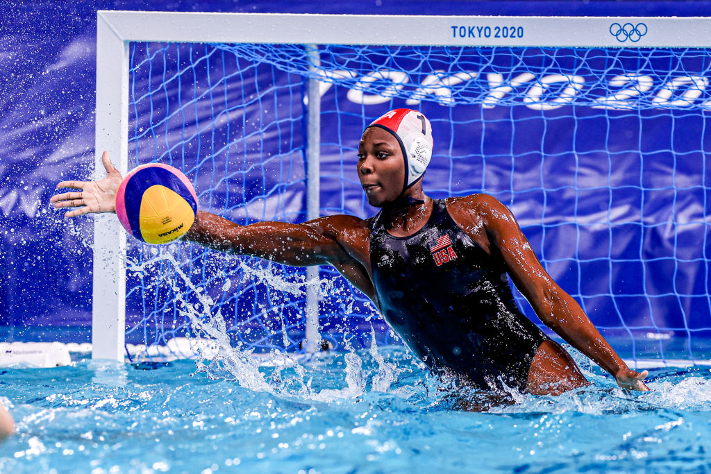 Ashleigh Johnson of Team USA during the Tokyo 2020 Olympic Water Polo Tournament match between the U.S. and China at Tatsumi Waterpolo Centre on July 26, 2021 in Tokyo, Japan. (Marcel ter Bals—BSR Agency/Gettyimages)