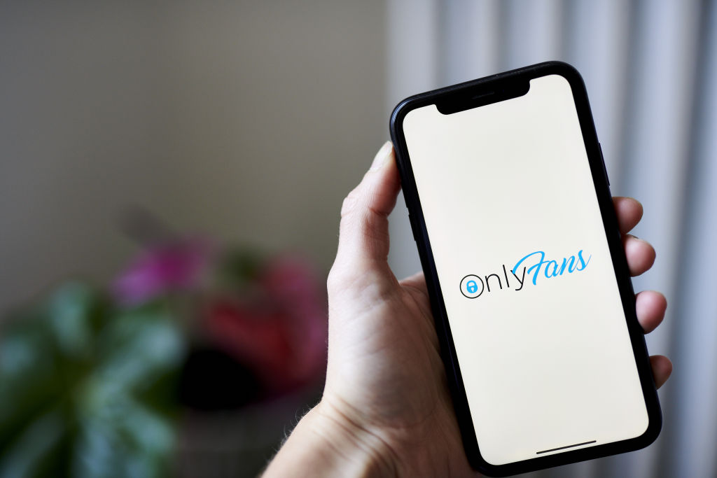 The OnlyFans logo on a smartphone arranged in New York, U.S., on Thursday, June 17, 2021. (Gabby Jones—Bloomberg/Getty Images)