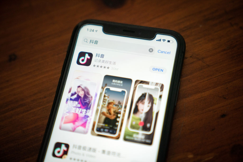 ByteDance Ltd.'s Douyin App As TikTok Owner Challenges Alibaba in E-Commerce Ahead of IPO