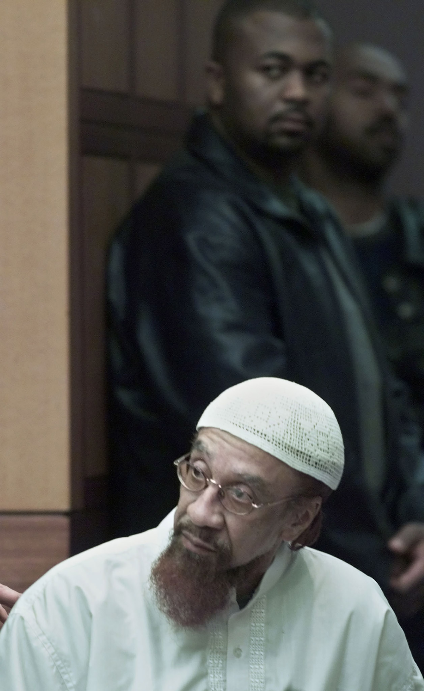 Al-Amin during jury selection while on trial in 2002 on charges of murdering one Fulton County sheriff’s deputy and wounding another (Tami Chappell—REUTERS)