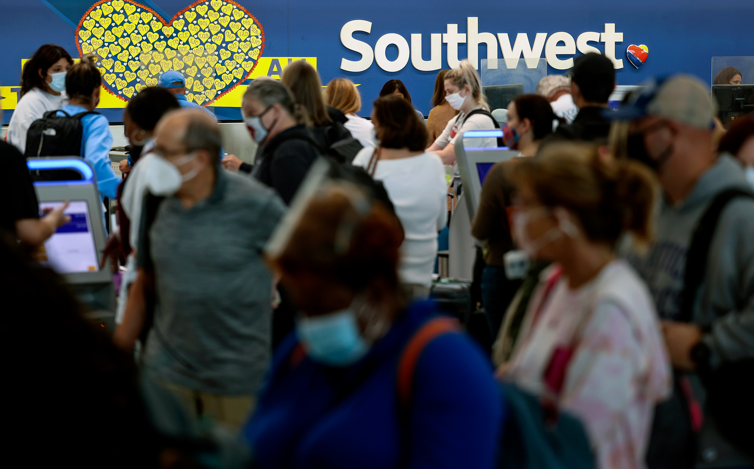 Southwest Airlines, which is headquartered in Dallas, is among the businesses that have said they will continue to require vaccination, telling TIME they feel the federal action “supersedes” state laws. (Kevin Dietsch—Getty Images)