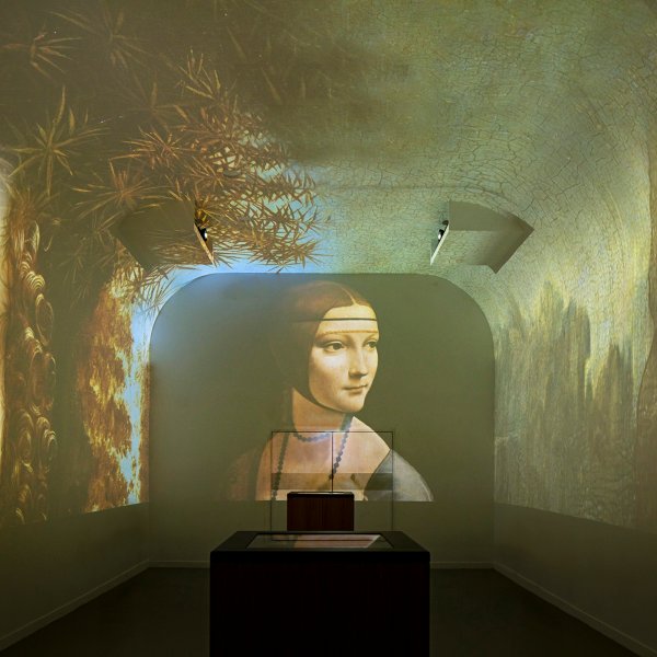 DaVinci's artwork projected in a room at the Château du Clos Lucé museum.