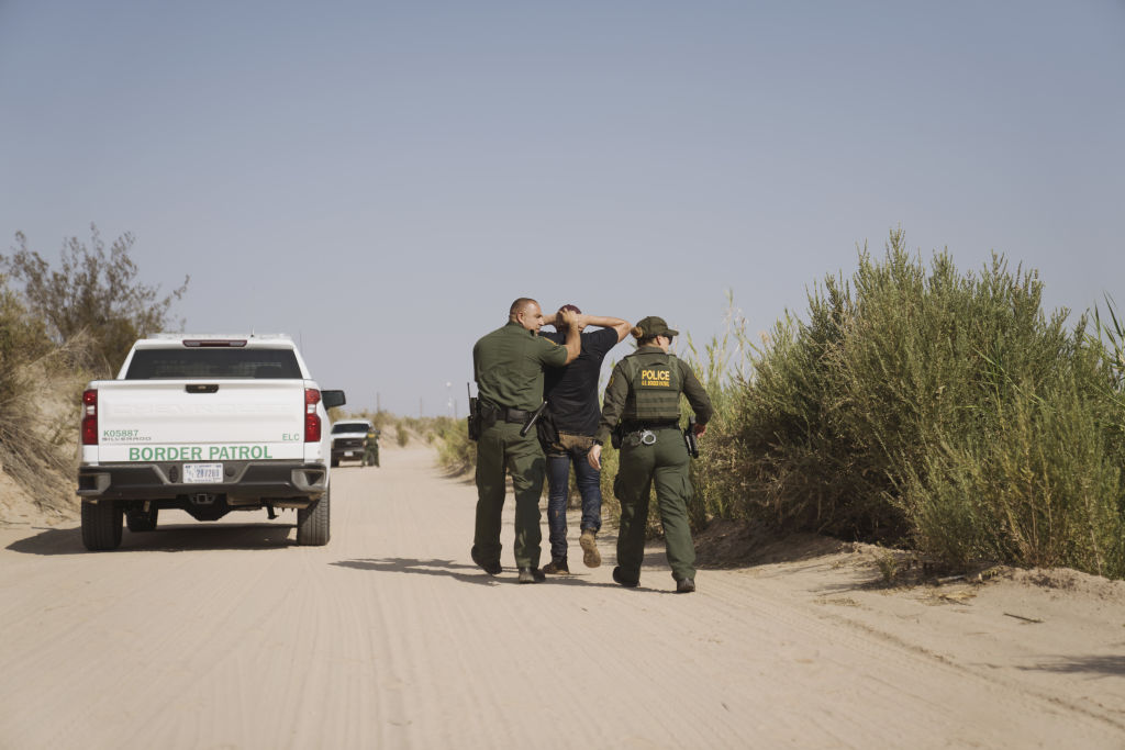 Immigrant apprehensions at the U.S.-Mexico border reached a 21-year high in September (Eric Thayer—Bloomberg/Getty Images)