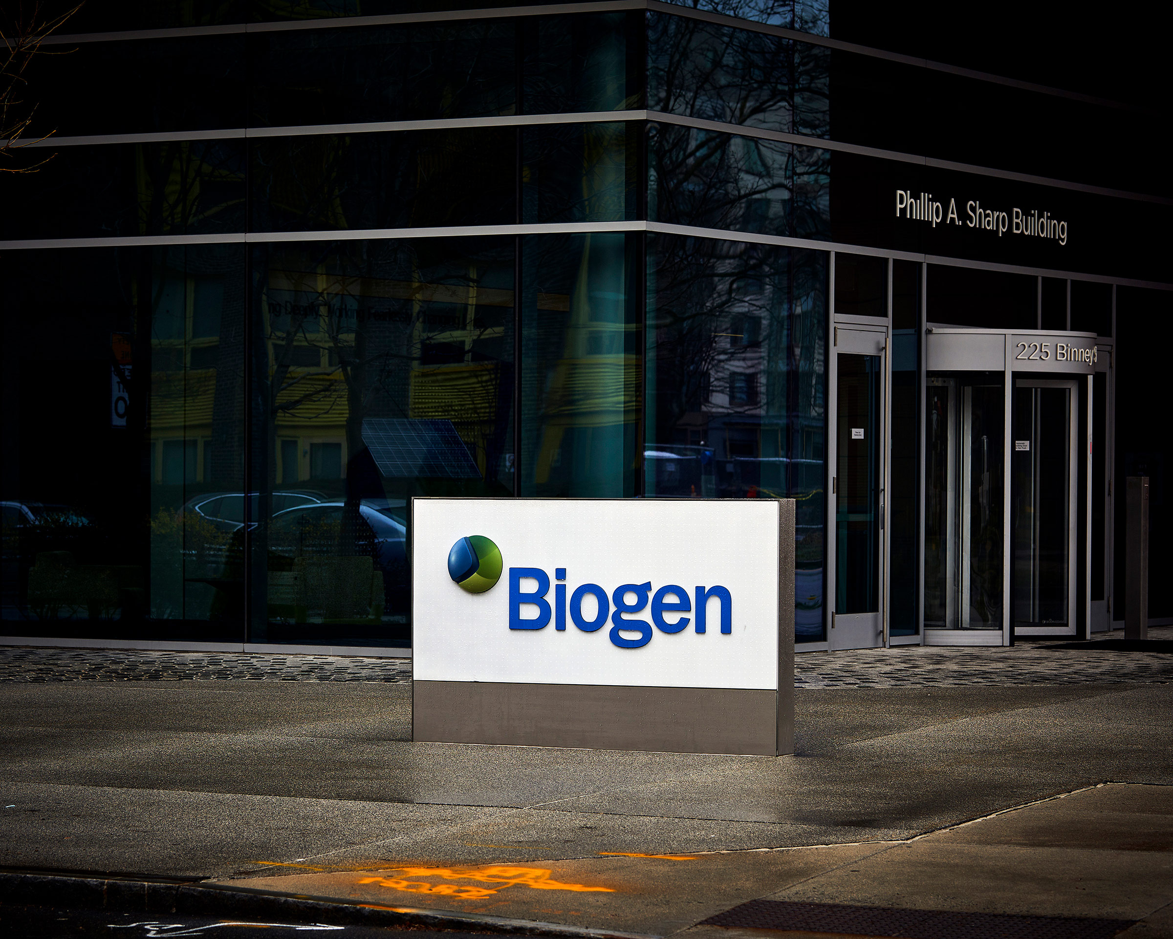 Biogen headquarters in Cambridge, Mass., March 19, 2020. (Kayana Szymczak—The New York Times/Redux)