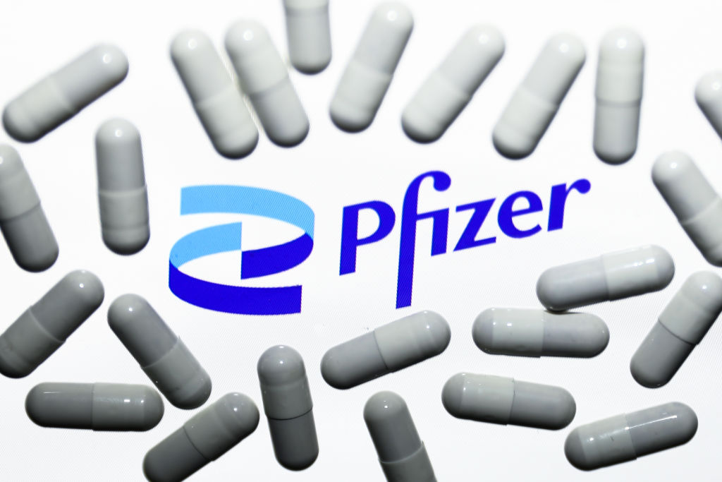 Pfizer Says COVID-19 Pill Cuts Hospital, Death Risk By 90%, | Time