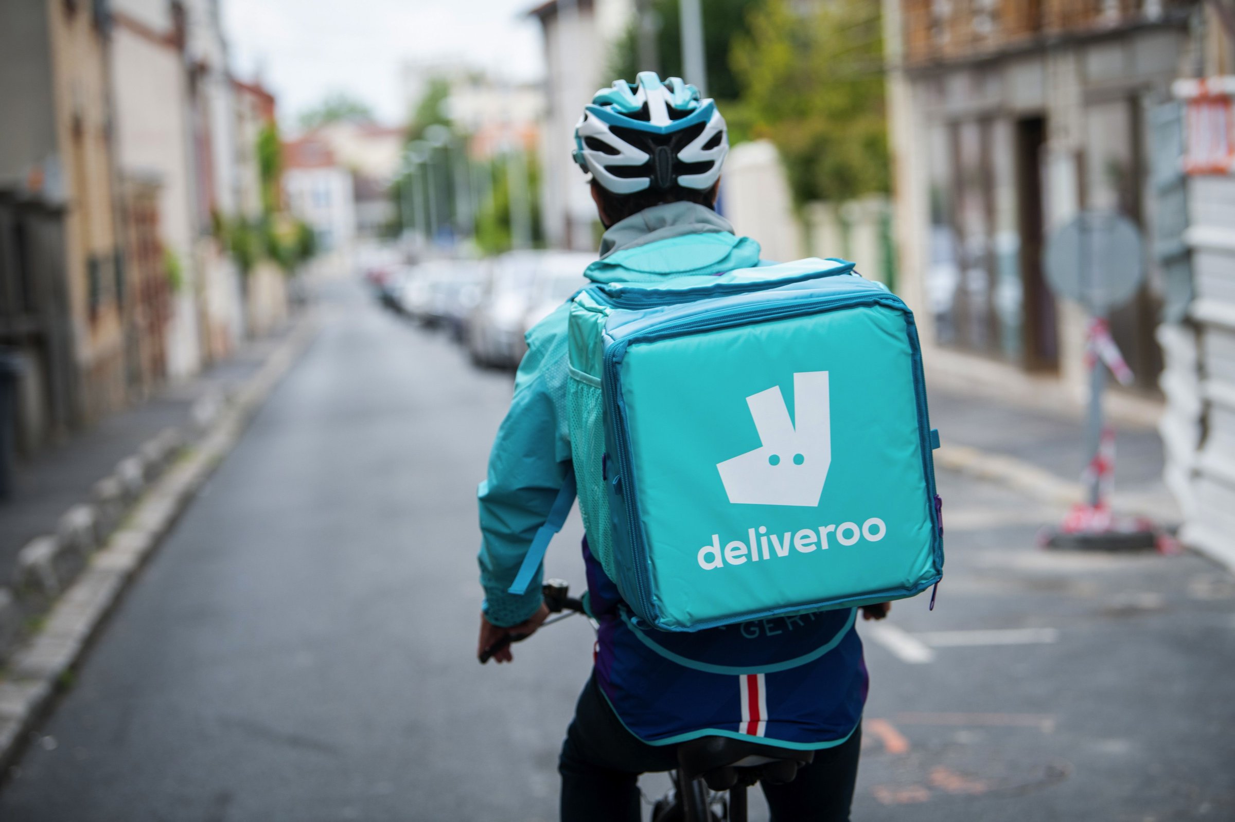 Food Delivery, Ride Apps to Pay Billions More a Year in EU Plan