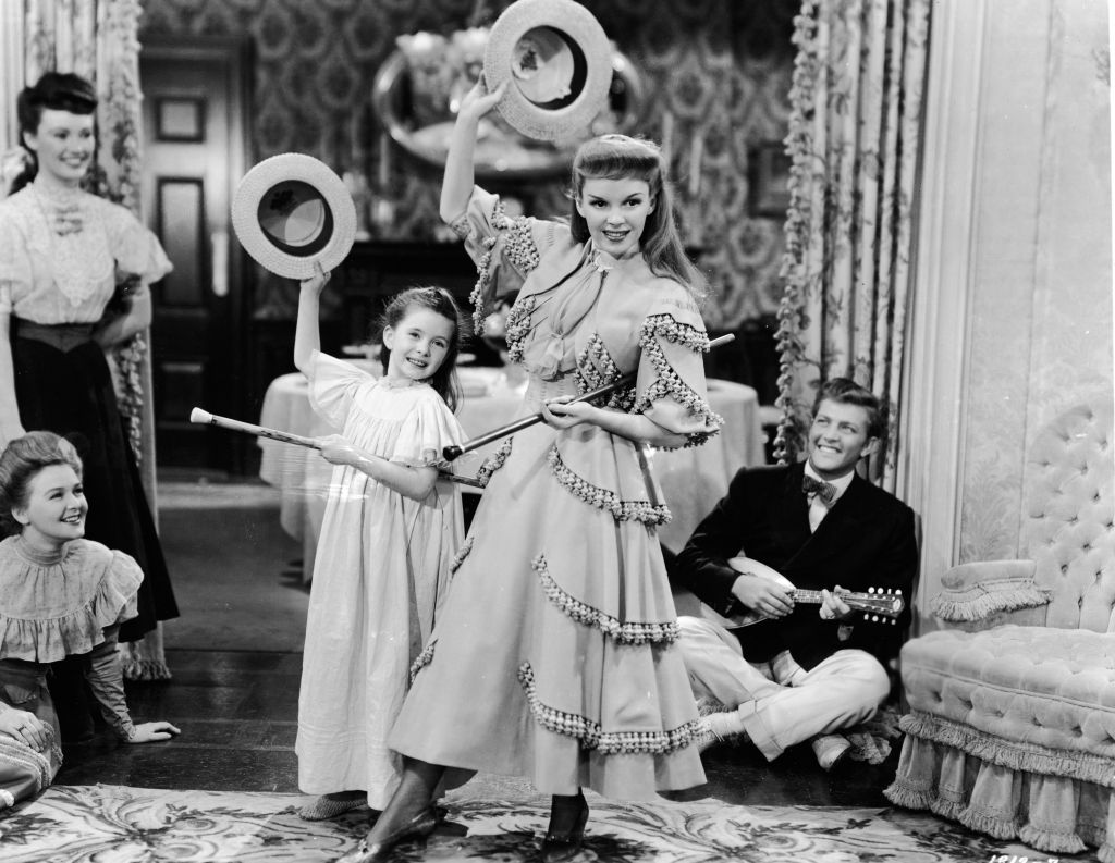 Judy Garland (right) dances with Margaret O'Brien in 'Meet Me in St. Louis' (MGM Studios/Courtesy of Getty Images)