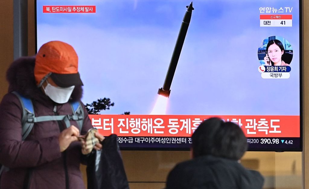Uji Coba Korea Utara Menembakkan Rudal Balistik yang Dicurigai Sebagai Sinyal Tidak Tertarik untuk Bergabung Kembali dalam Pembicaraan