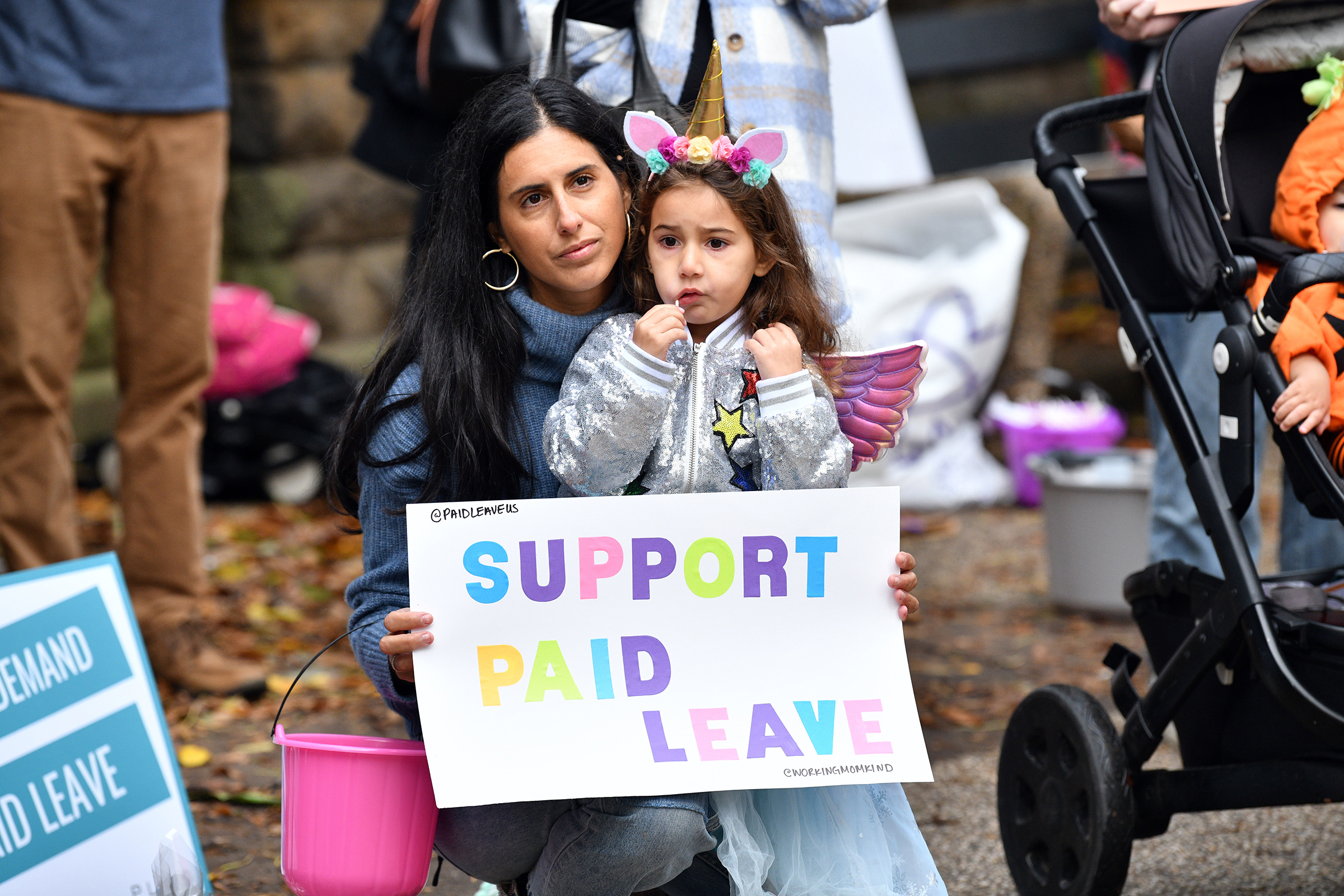 New York City families attend the NYC For Paid Leave Rally at Grand Army Plaza on October 31, 2021 in Brooklyn, New York. (Bryan Bedder—Getty Images/NYC for Paid Leave)