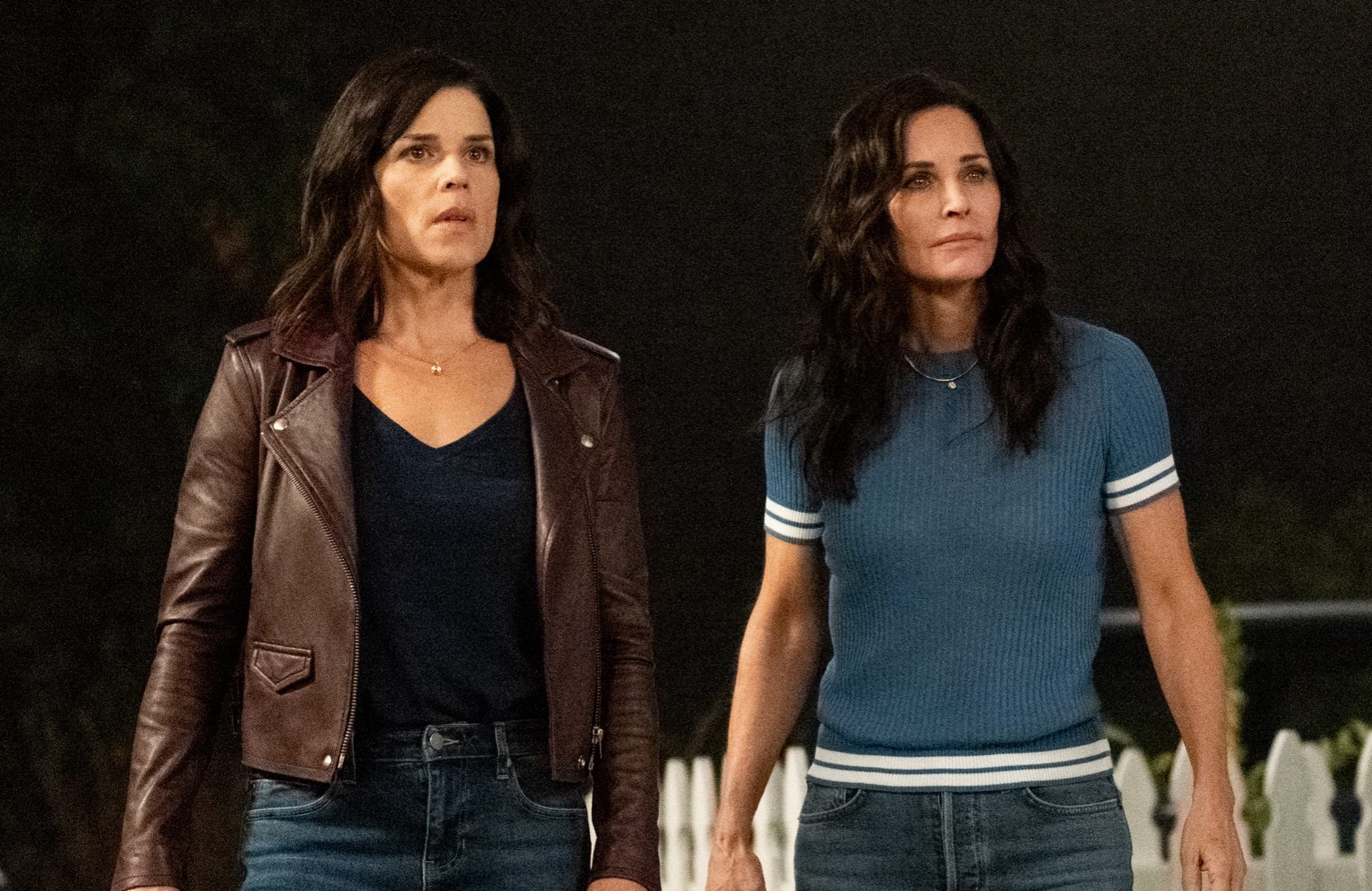 Neve Campbell and Courteney Cox in <i>Scream</i> (Paramount Pictures)