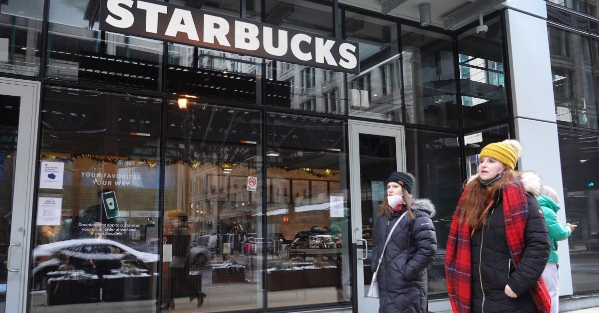 Staf Starbucks Dapat Memilih untuk Berserikat di Tiga Lebih Banyak Toko New York, Aturan Resmi Buruh AS