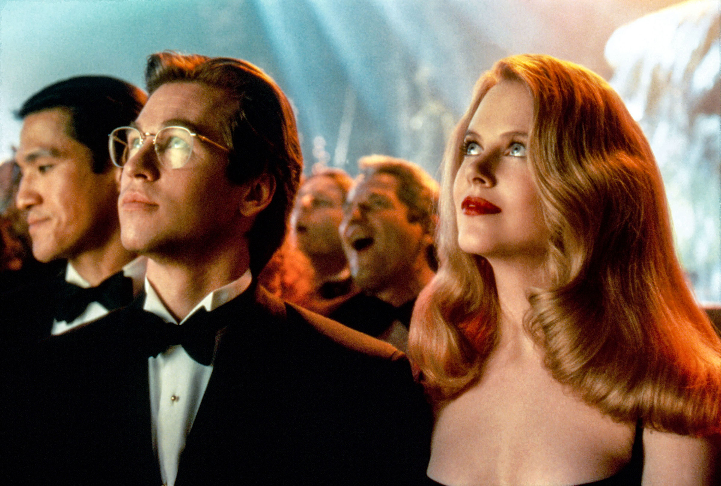 Val Kilmer as Batman and Nicole Kidman as Dr. Chase Meridian in Batman Forever