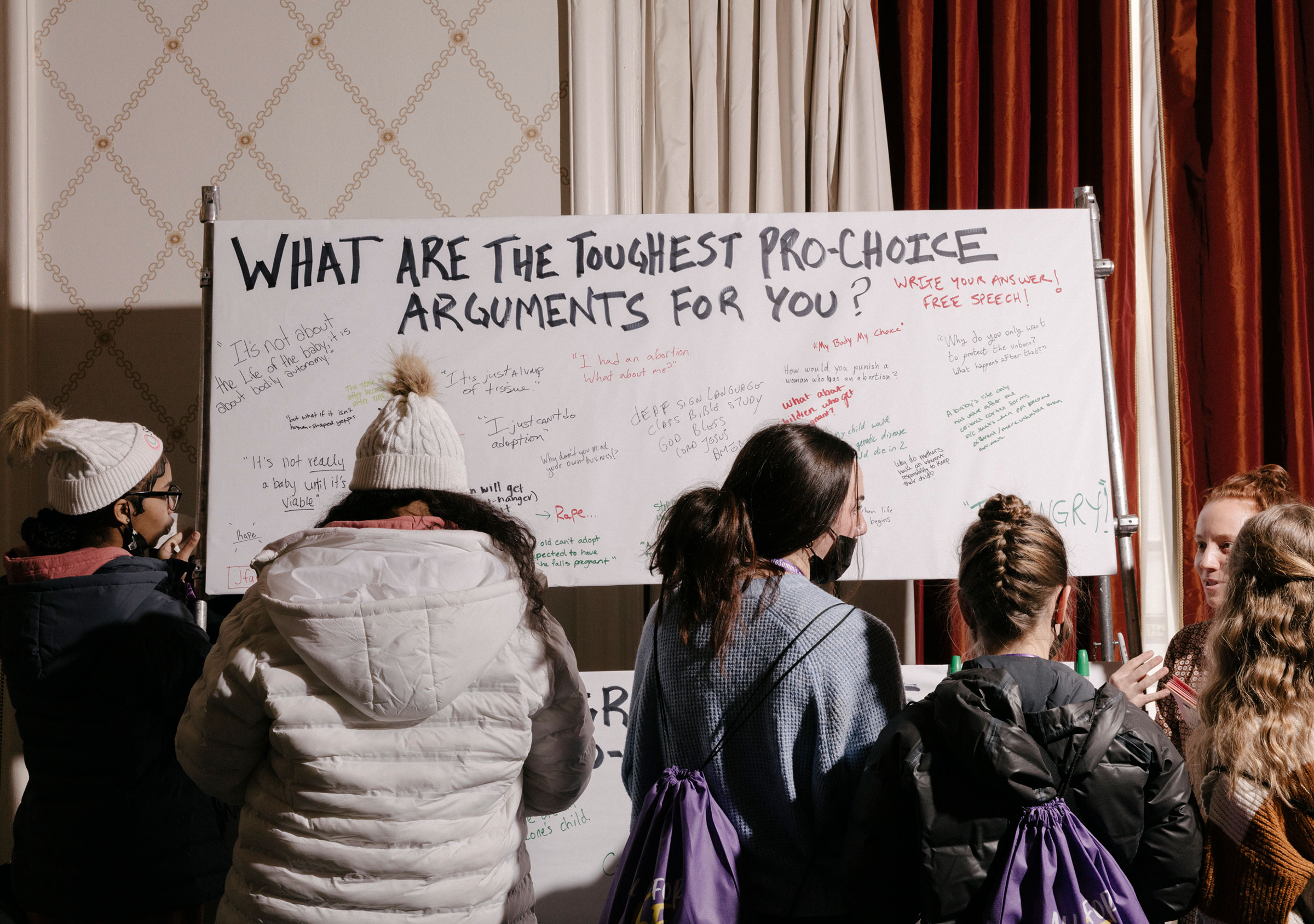 Attendees at the National Pro-Life Summit in Washington participate in writing out what the toughest pro-choice arguments are for them, on Jan. 22. (M. Levy for TIME)