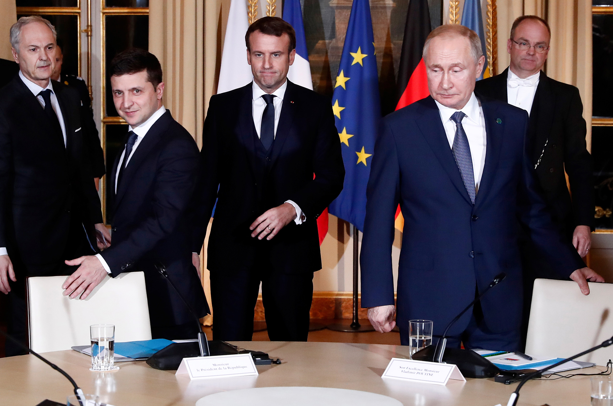 Zelensky meets with Putin and French President Emmanuel Macron in Paris in December 2019 (Ian Langsdon—AFP/Getty Images)