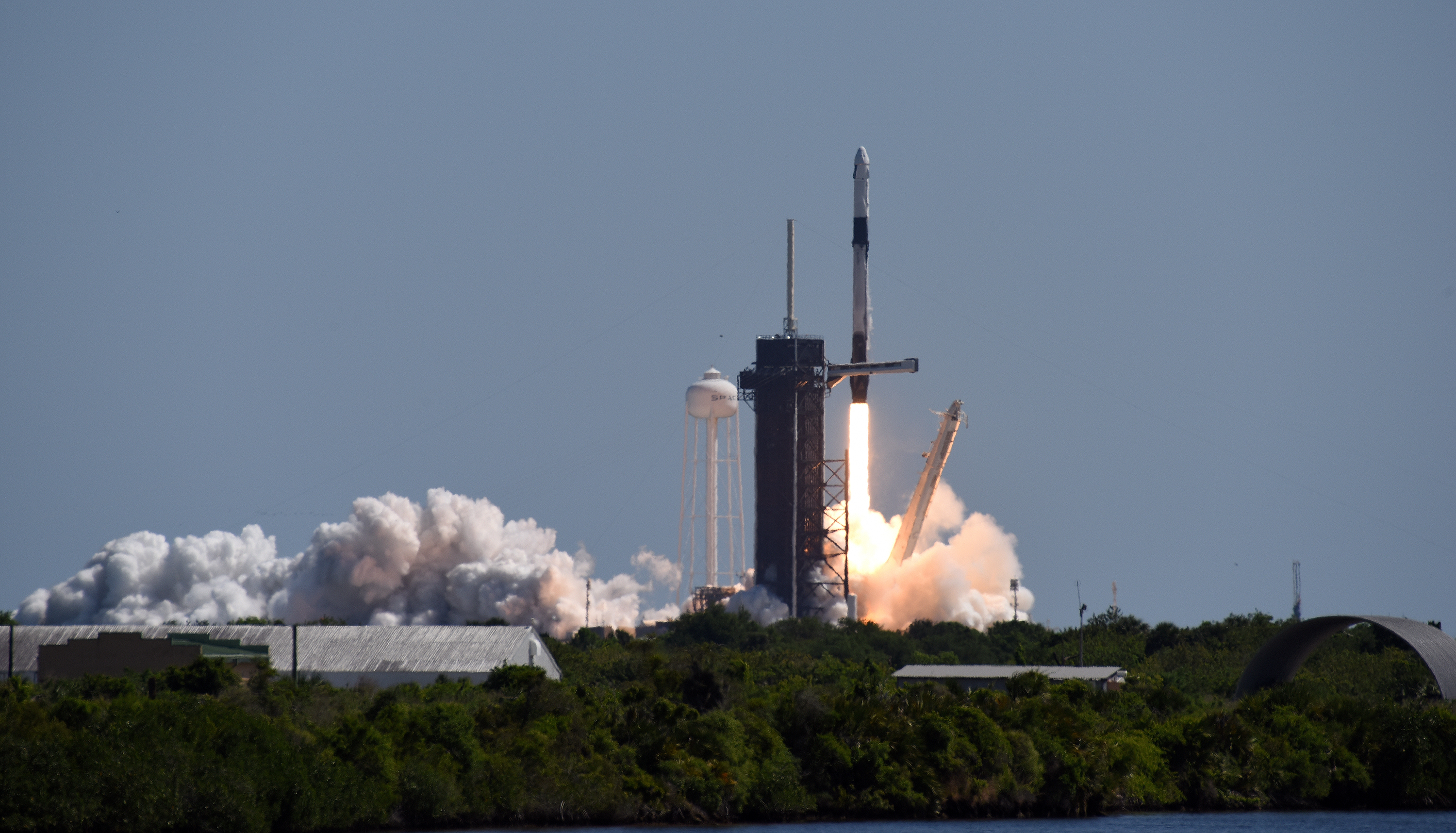A SpaceX Falcon 9 rocket lifts off from launch complex 39A carrying the Crew Dragon spacecraft on a commercial mission managed by Axion Space at  Kennedy Space Center April 8, 2022 in Cape Canaveral, Florida. (Photo by Red Huber—Getty Images)