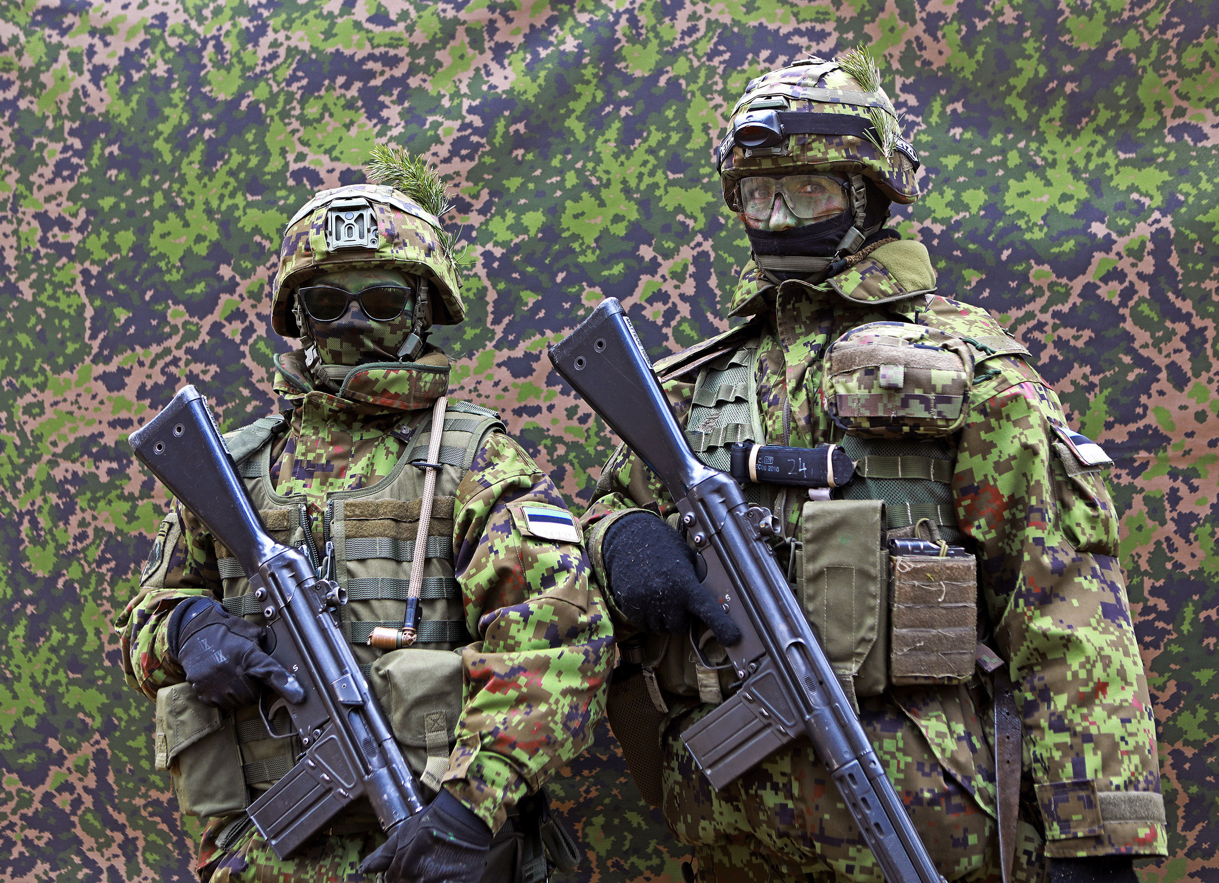 The Ordinary Civilians in Estonia Preparing to Protect Their Country Against Putin