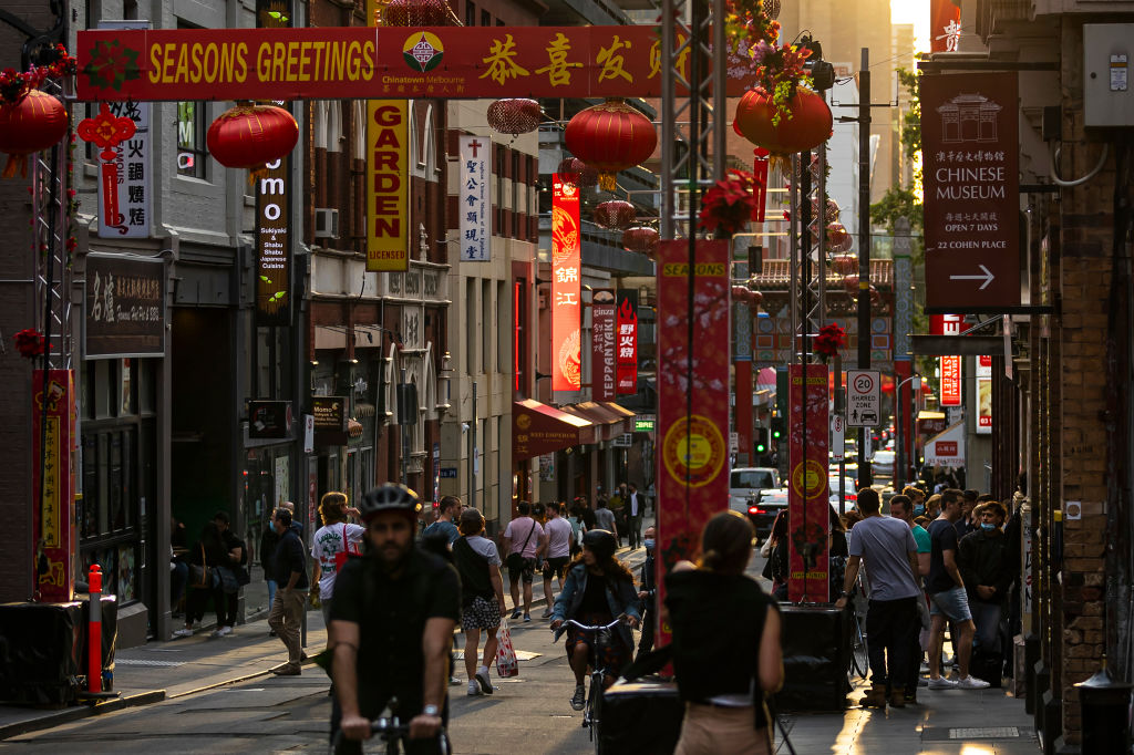 People are seen out in Chinatown on November 18, 2021 in Melbourne, Australia. (Daniel Pockett/Getty Images)