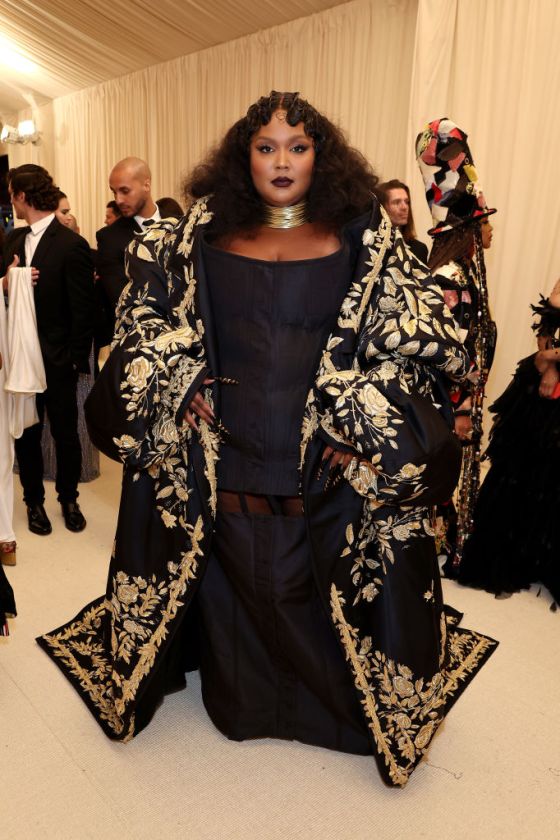  Lizzo arrives at The 2022 Met Gala at The Metropolitan Museum of Art on May 2 in New York City.