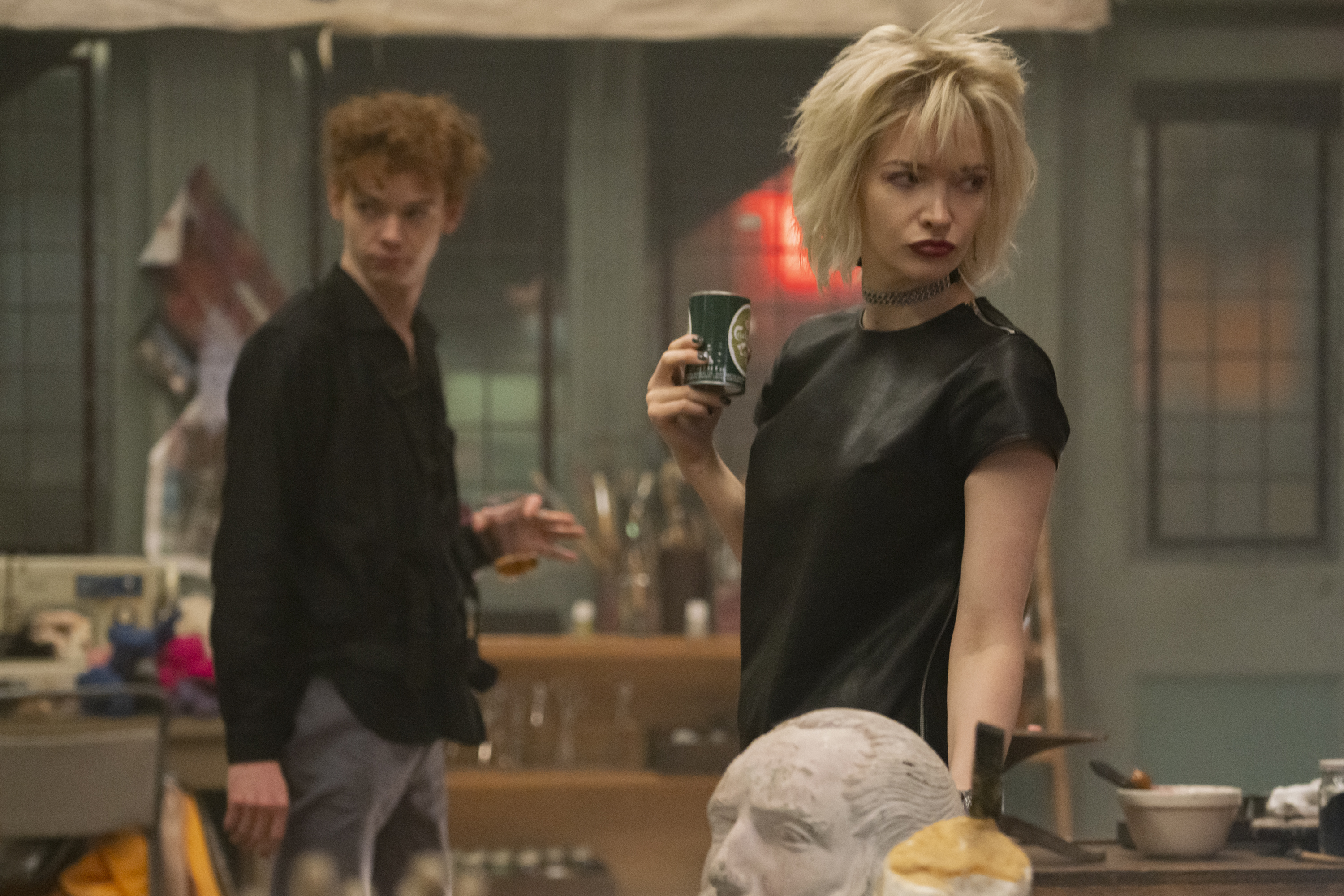 Thomas Brodie-Sangster as Malcolm McLaren, Talulah Riley as Vivienne Westwood in 'Pistol' (Miya Mizuno/FX)