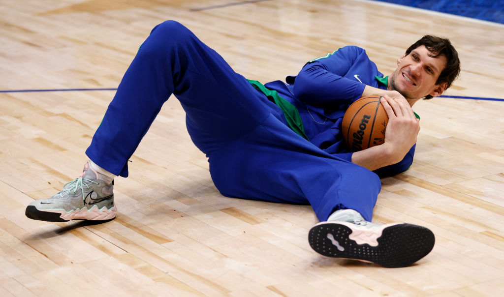 Boban Marjanovic #51 of the Dallas Mavericks goes to the floor during warms up before playing against the Los Angeles Lakers at American Airlines Center on March 29, 2022 (Ron Jenkins/Getty Images)