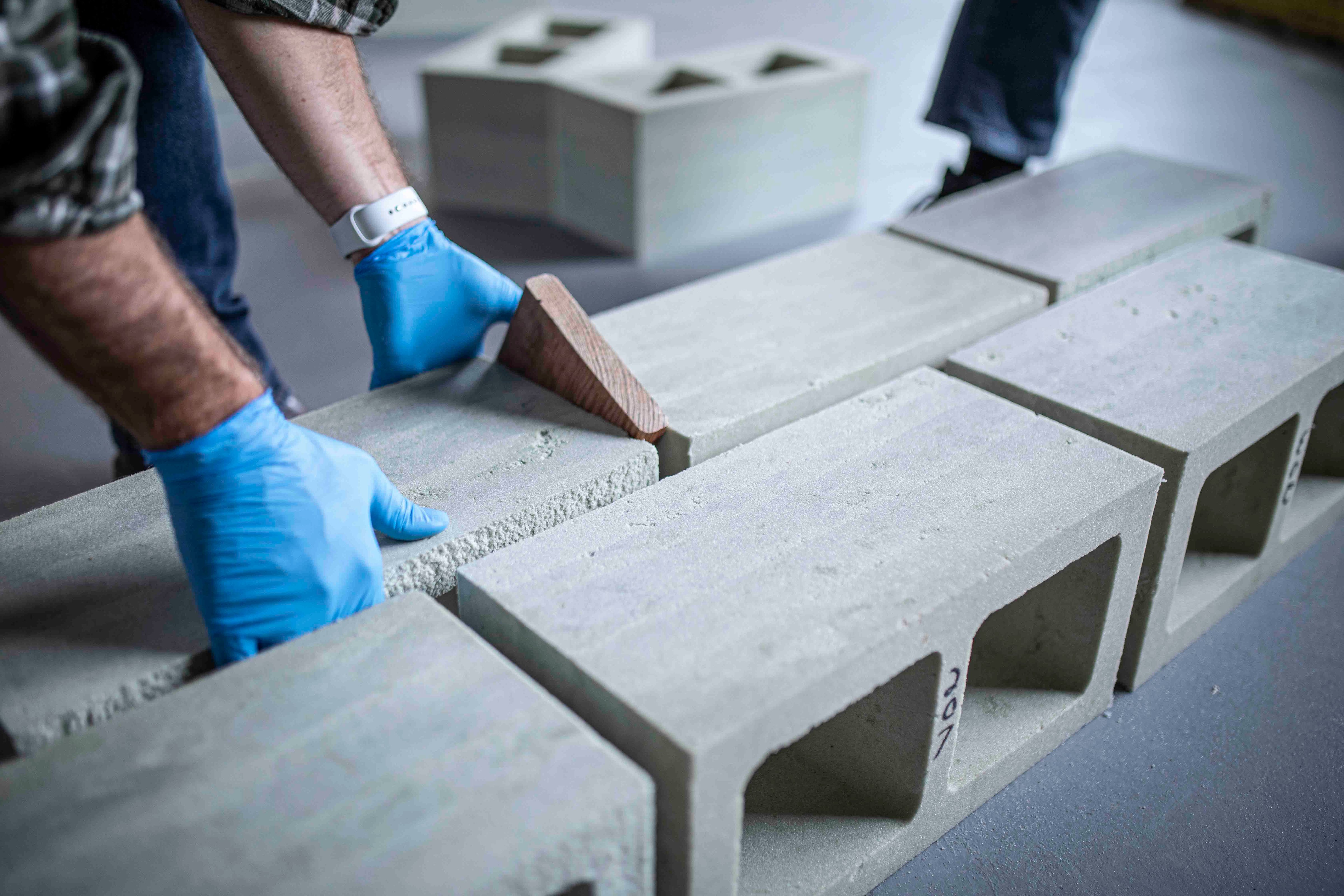 Prometheus Materials' blocks, made from algae-derived cement, will hit the market in 2023. (Prometheus Materials/SOM)