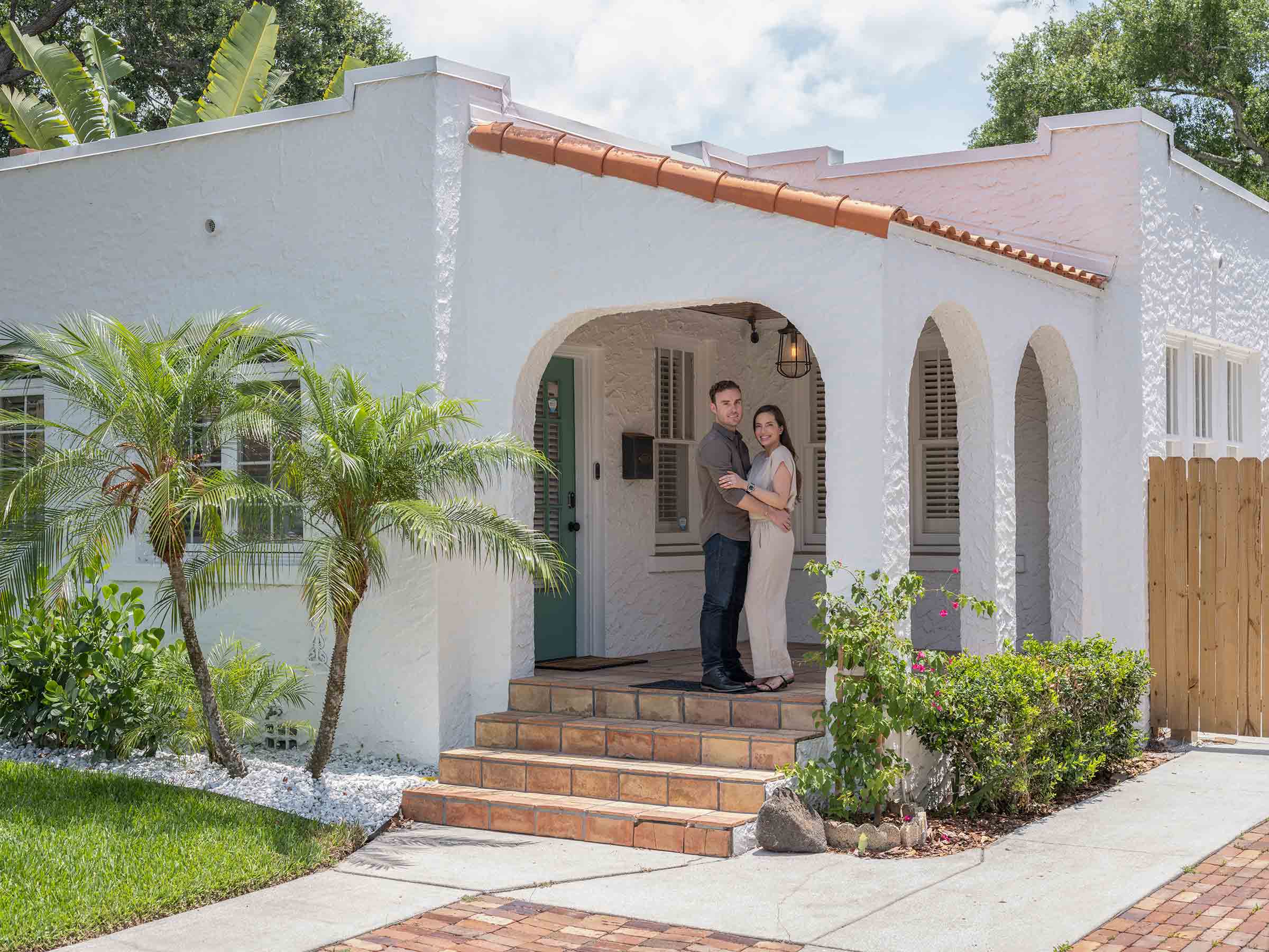 Tony and Katie Mancilla at their new home 
                      in Tampa on May 24 (Christopher Morris—VII for TIME)